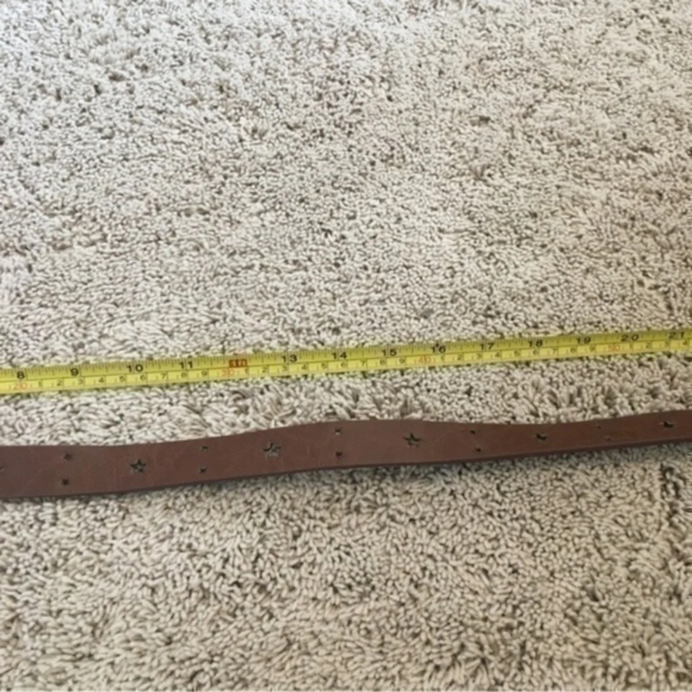 Girls size large brown cutout star belt